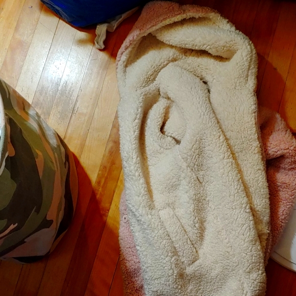 Pelush Double sided 100% polyester teddy bear size - Picture 1 of 4